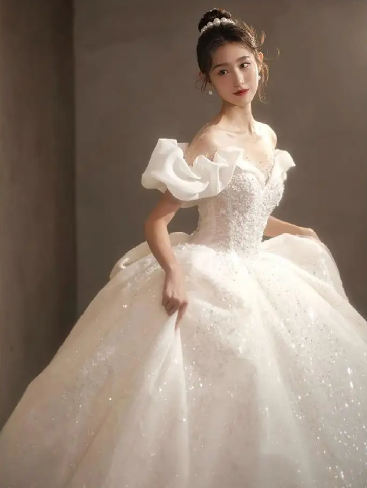 open lace back dress Plus Size Off Shoulder Ball Gown Wedding Dress Lace Princess Bridal Gown   SilqueBridal