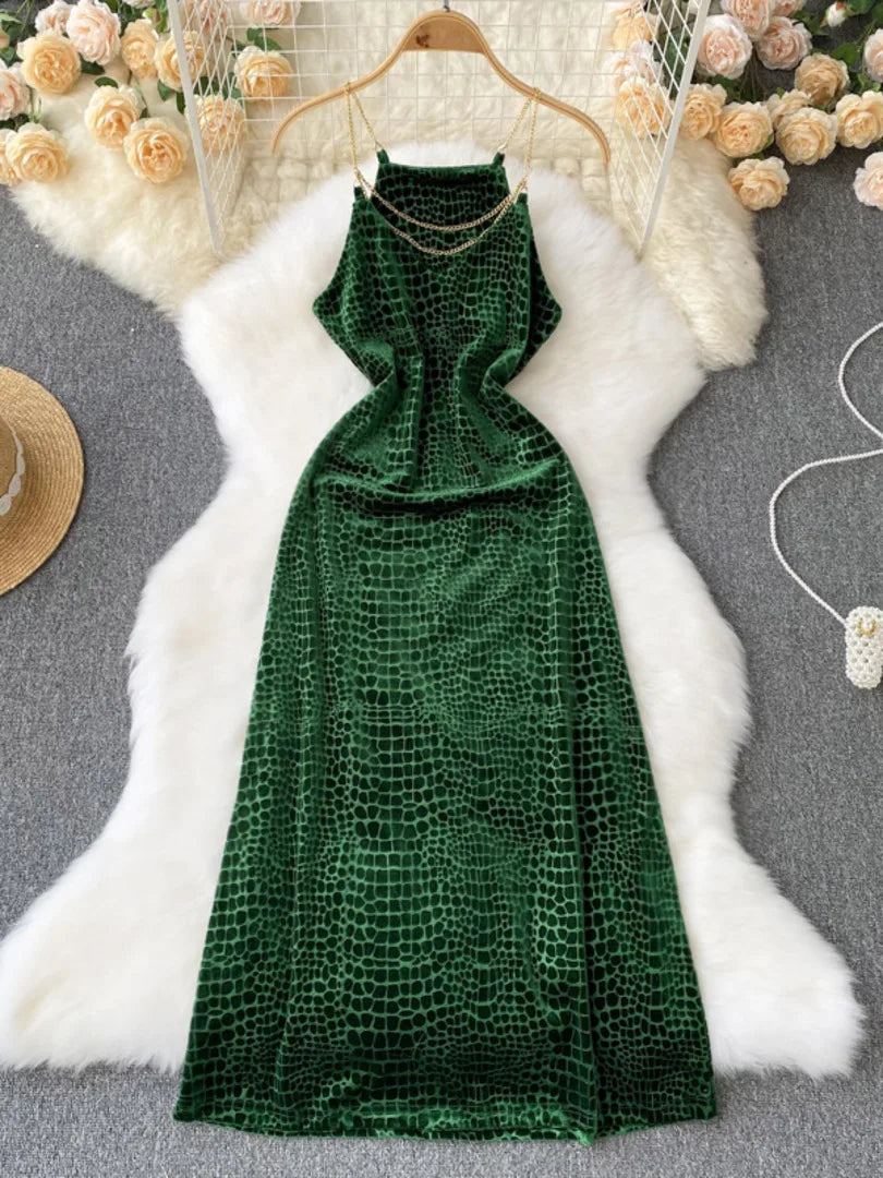 Elegant Green Velvet Sleeveless Maxi Dress