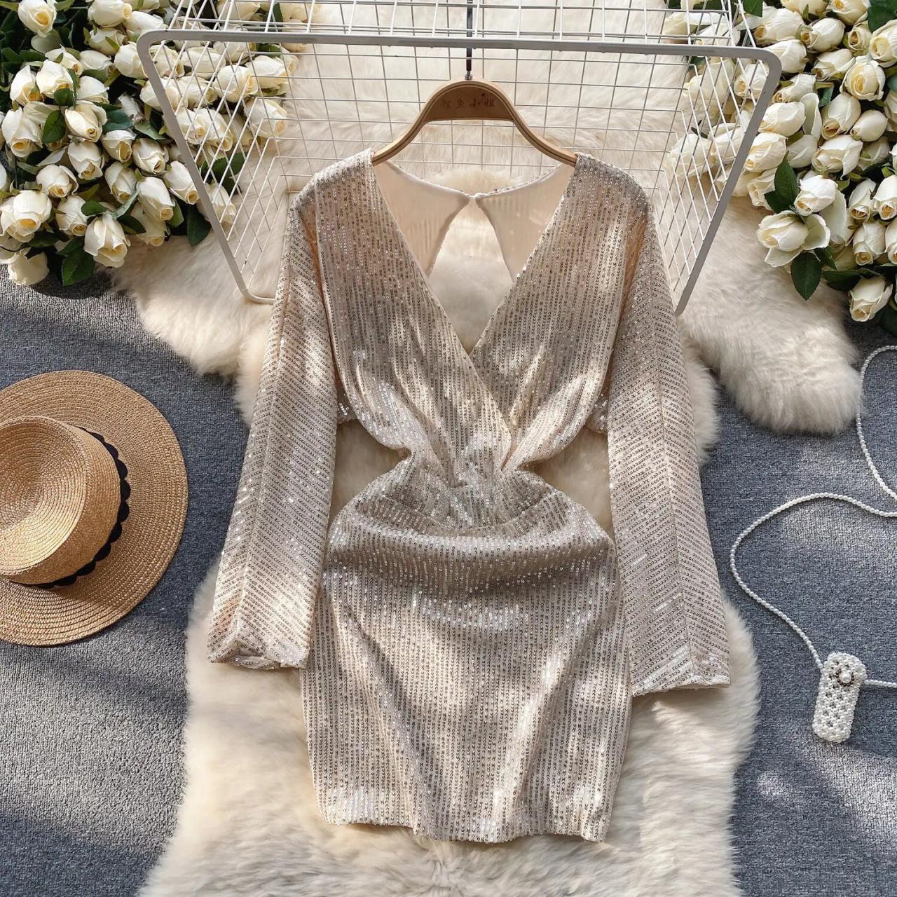 Elegant Gold Sequin Long Sleeve Party Dress