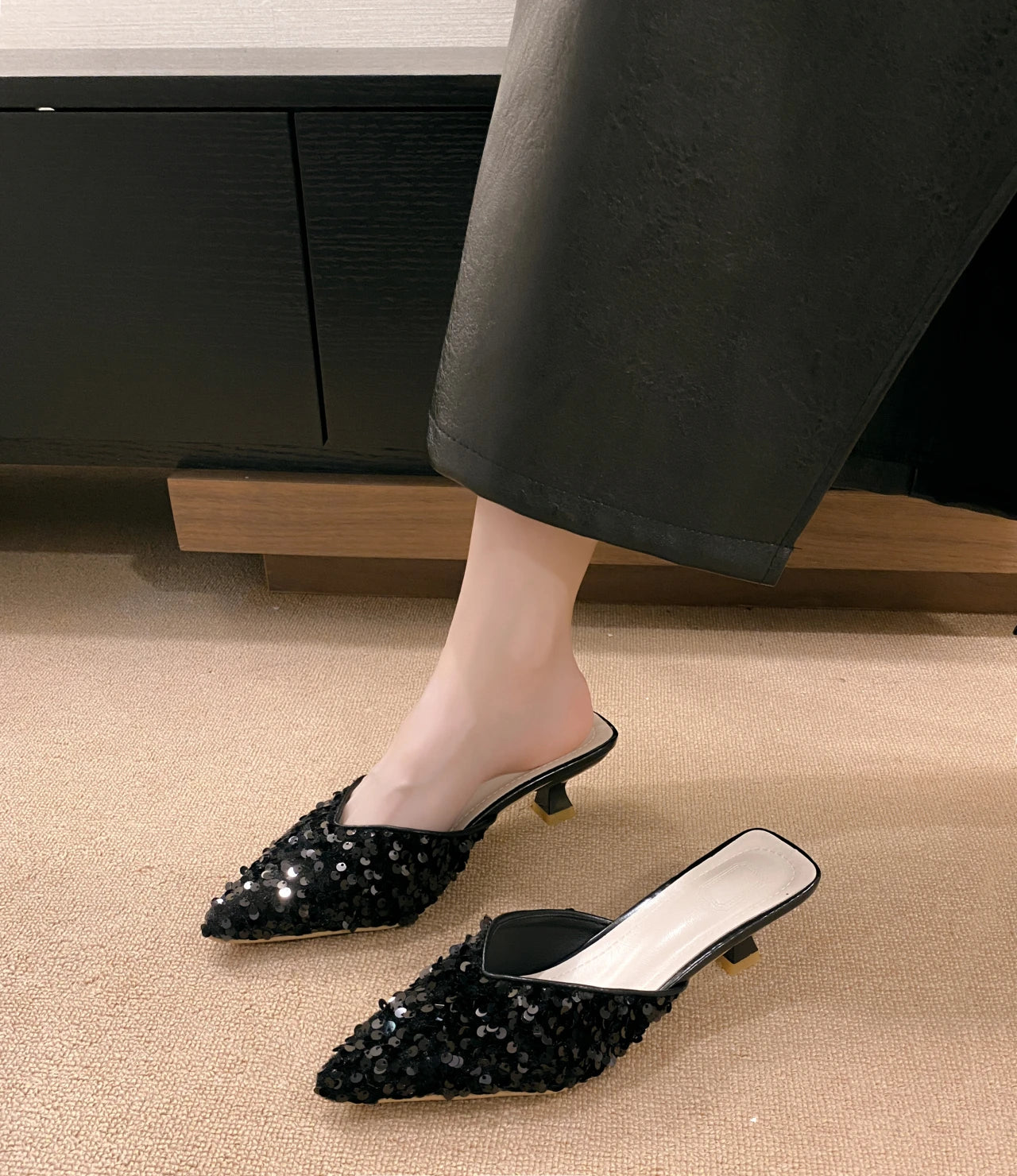 Sparkling Black Sequin Slip-on Heeled Mules on Luulla