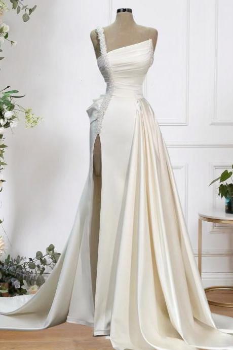 Satin Wedding Dresses 2025 For Bride One Shoulder Pearls A Line With Train Side Slit Ivory Bridal Dresses Pleated Wedding Gowns