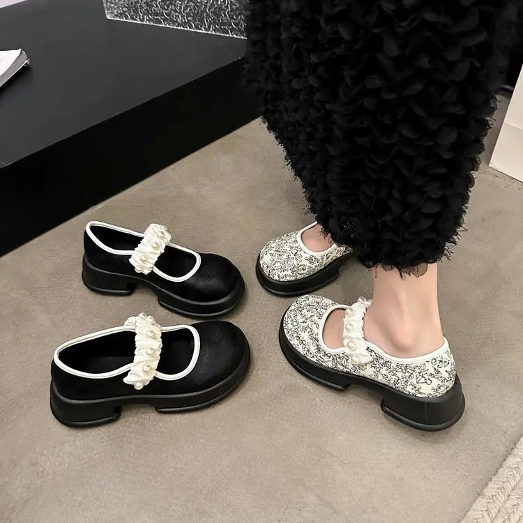 Stylish Floral Chunky Sole Mary Jane Shoes on Luulla